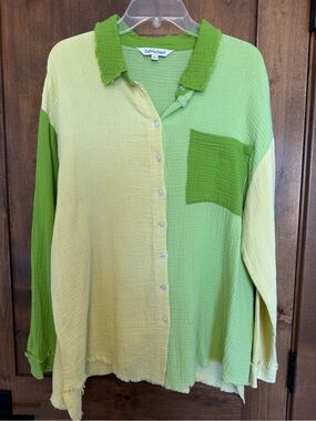 Davi & Dani button down - size L - NEW